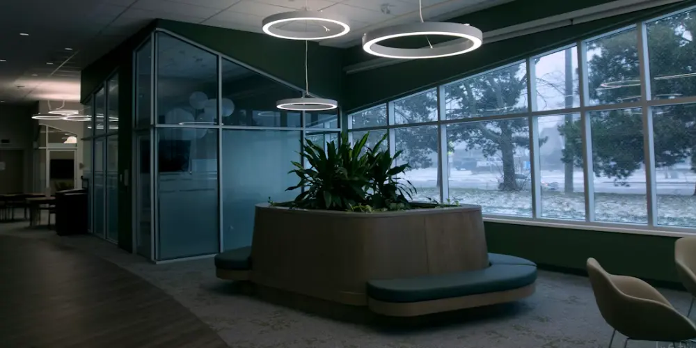 Contratación pública en formación, educación y RR. HH. en España balance 2025 y perspectivas 2026